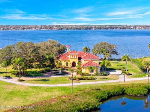 265 Stewart Dr, Merritt Island, FL, 32952-6414 | Card Image