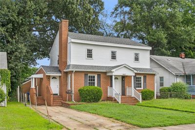 943 20th Street, House other with 5 bedrooms, 2 bathrooms and null parking in Newport News VA | Image 2