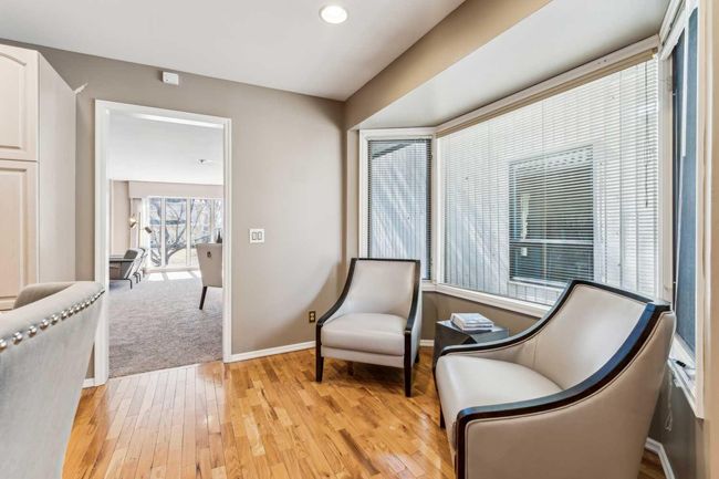 32 Pump Hill Mews Sw, Home with 4 bedrooms, 3 bathrooms and 4 parking in Calgary AB | Image 10