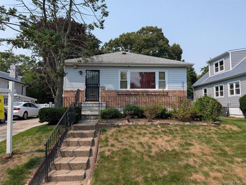 2944 Bayswater Ave, Far Rockaway, NY, 11691-1730 | Card Image
