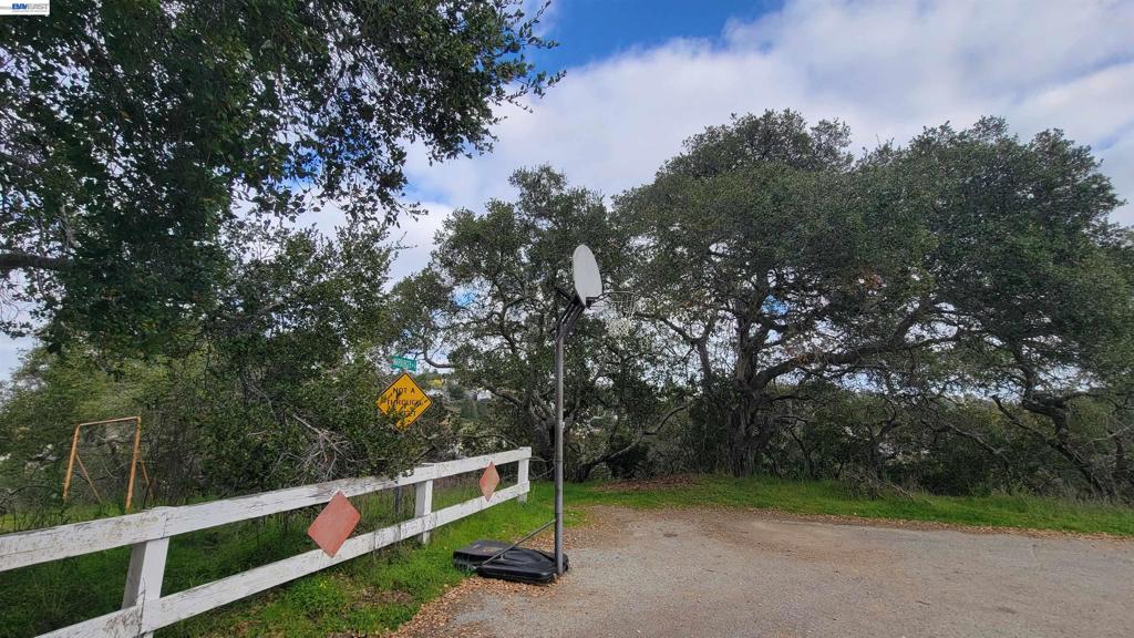 Land in Belmont 2
