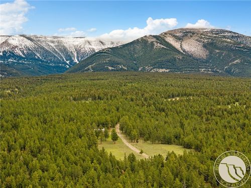125 Golden Bear Ln, Judith Gap, MT, 59453-8114 | Card Image