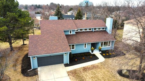 541 Braemar Ave, Naperville, IL, 60563-1372 | Card Image