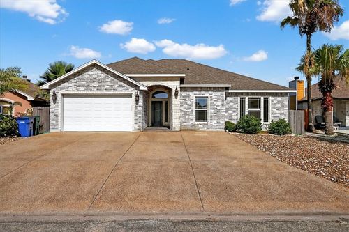 15229 Barataria Dr, Corpus Christi, TX, 78418-6103 | Card Image