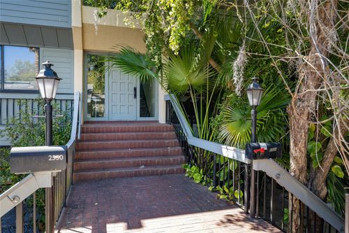 212-2526 Sw 14th Dr, GAINESVILLE, FL, 32608-2040 | Card Image