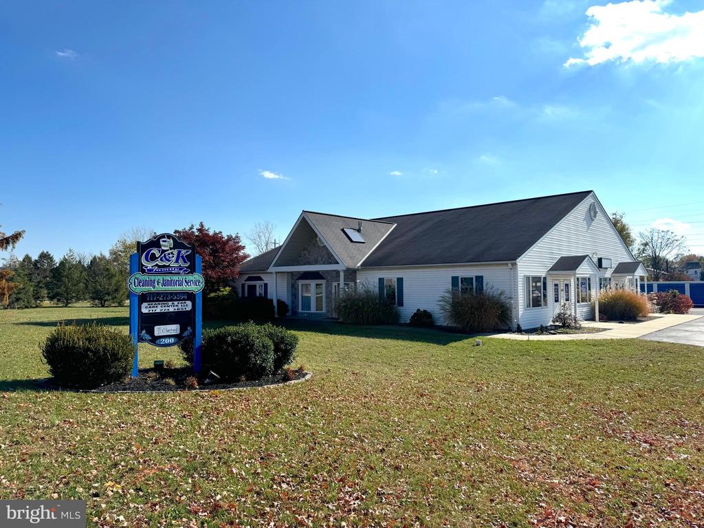 200 Schneider Dr, Lebanon, PA 17046