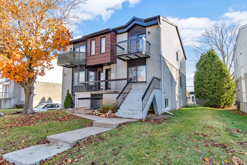 2040 Boul Des Seigneurs, Terrebonne, QC, J6X3N9 | Card Image