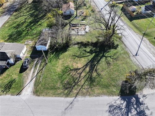 000 S Washington St, Neosho, MO, 64850 | Card Image