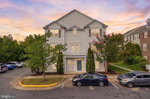 13318 Summer Garden Walk, CENTREVILLE, VA, 20120-5018 | Card Image