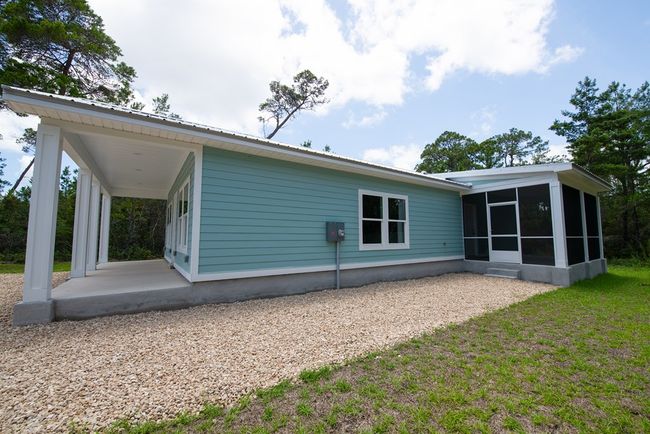 1692 Landing St, House other with 3 bedrooms, 2 bathrooms and 3 parking in Carrabelle FL | Image 5