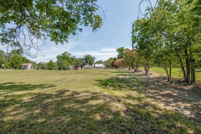7000 Briar Rd, House other with 1 bedrooms, 1 bathrooms and null parking in Azle TX | Image 23