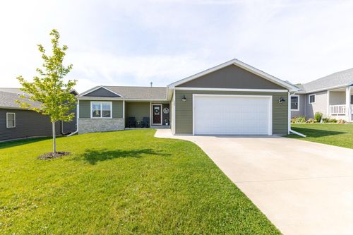 525 7th Ave Ne, Plainview, MN, 55964-2608 | Card Image