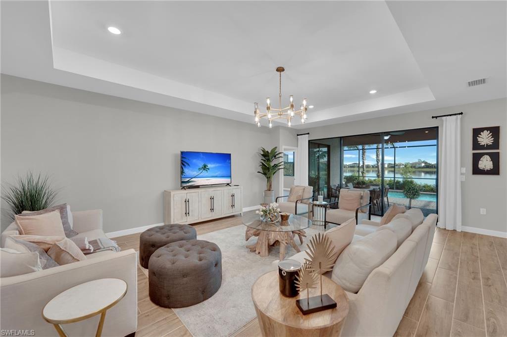 Residential Lease in ESTERO 4