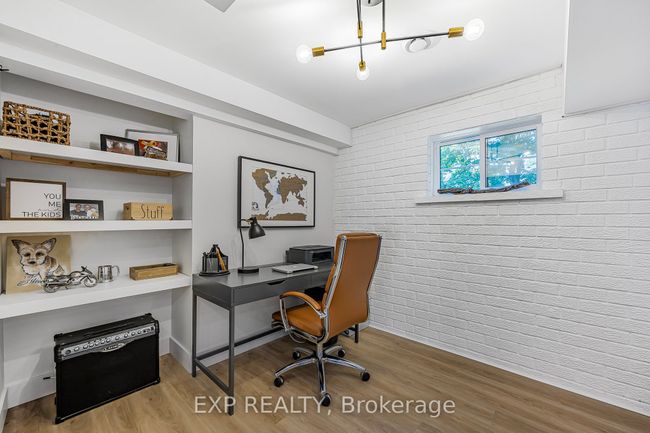 81 Forest Cir, House other with 6 bedrooms, 2 bathrooms and 6 parking in Tiny ON | Image 32