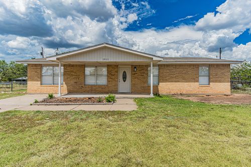 1911 Se 14th St, Mineral Wells, TX, 76067-6672 | Card Image