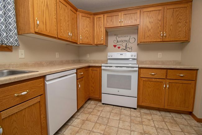 1120 Coakley St, House other with 3 bedrooms, 2 bathrooms and null parking in Paynesville MN | Image 5