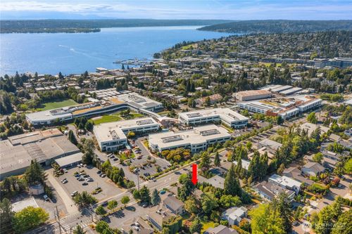 816 6th St S, Kirkland, WA, 98033-6714 | Card Image