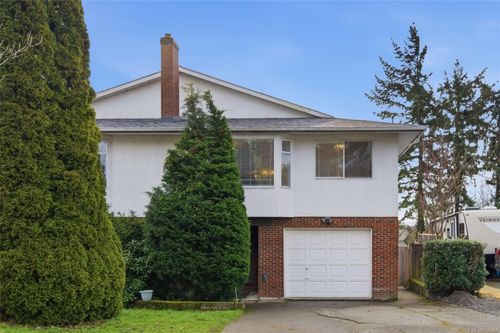 707 Stancombe Pl, Esquimalt, BC, V9A7E6 | Card Image