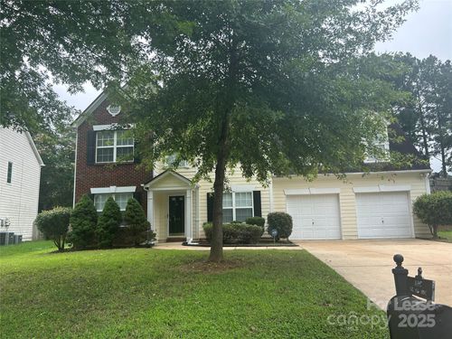 11512 Fox Hill Dr, Charlotte, NC, 28269-3167 | Card Image