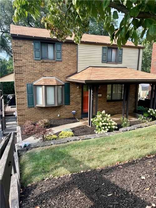 1415 Main St, Bridgeville, PA, 15017-2611 | Card Image