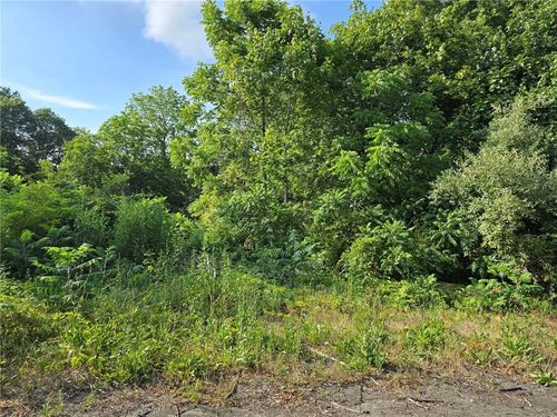 241 Westerly Bradford Rd, Westerly, RI, 02891-2618 | Card Image