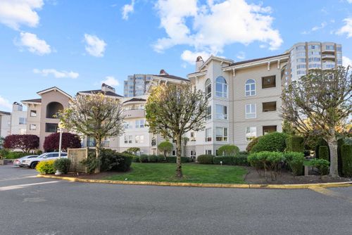 206-3172 Gladwin Rd, Abbotsford, BC, V2T5T3 | Card Image