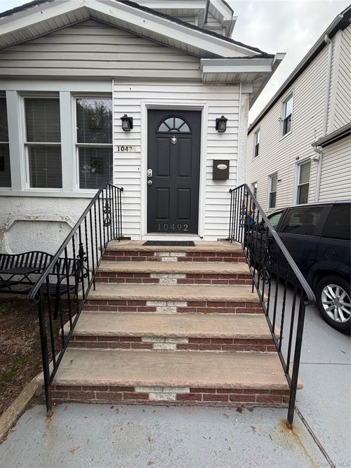 10492 129th St, South Richmond Hill, NY, 11419-3016 | Card Image