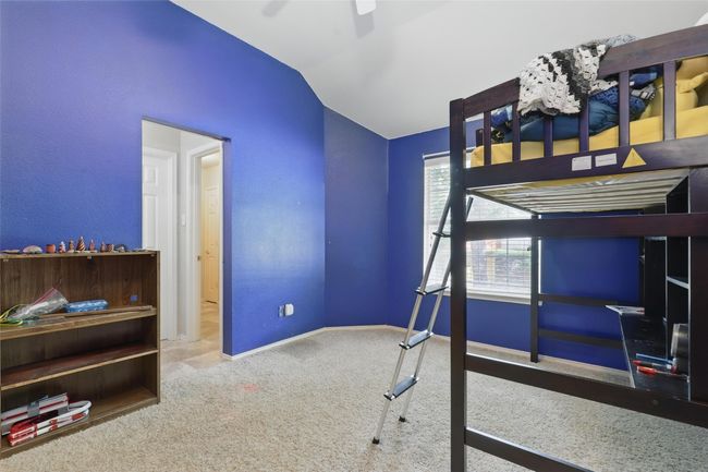 Upstairs Bedroom with J&J bath | Image 29