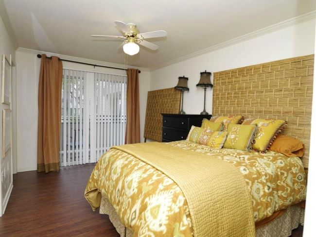 APT-116 - 501 W 26 Th St, Condo with 3 bedrooms, 2 bathrooms and 2 parking in Austin TX | Image 5