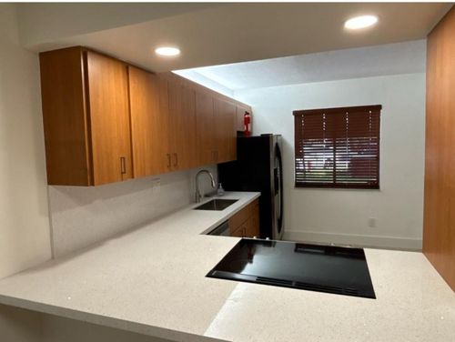 104-235 Lakeview Dr, Weston, FL, 33326-1019 | Card Image