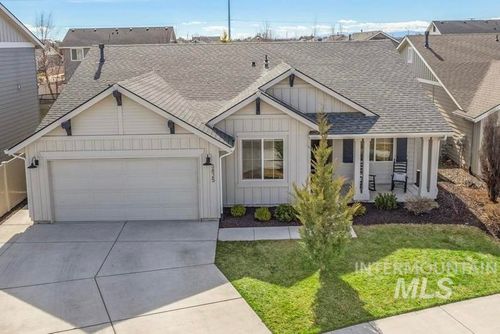 5825 W Daphne Dr, Meridian, ID, 83646-5102 | Card Image