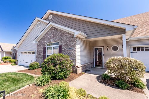 8405 Moss Garden Dr, Louisville, KY, 40219-4572 | Card Image