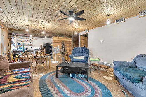 131 Baff Bay Dr, Gun Barrel City, TX, 75156-5255 | Card Image