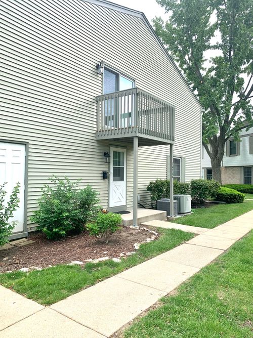 apt-a-1678 Trowbridge Ct, Wheaton, IL, 60189-8260 | Card Image