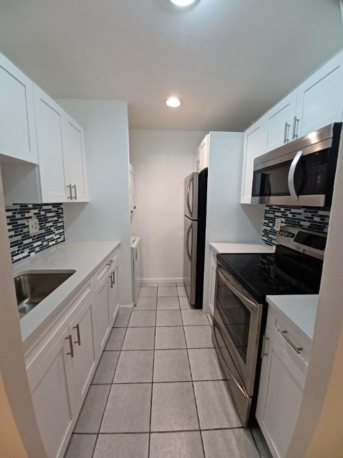 37f-10036 Twin Lakes Drive, Coral Springs, FL, 33071 | Card Image