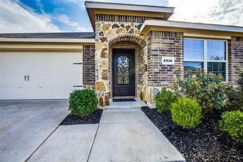 2316 Julia Ln, Forney, TX, 75126-5322 | Card Image