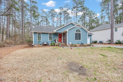 633 Lilac Ln, Vass, NC, 28394-9437 | Card Image