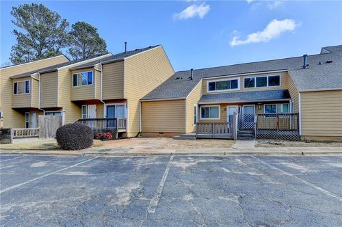 48 Sandalwood Cir, Lawrenceville, GA, 30046-5848 | Card Image