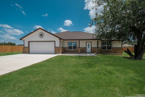 1020 County Road 4516, Castroville, TX, 78009-5577 | Card Image