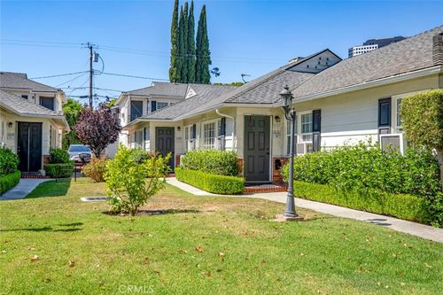 apt-b-4135 Warner Blvd, Burbank, CA, 91505-4178 | Card Image