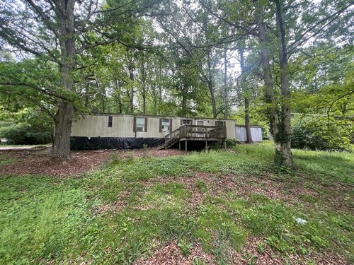 102 Avon Ln, Crossville, TN, 38558-6300 | Card Image