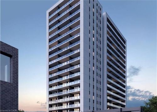 741 King St W, Kitchener, ON, N2G0E9 | Card Image