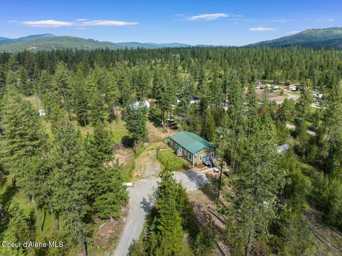 Premier Dr, Blanchard, ID 83804