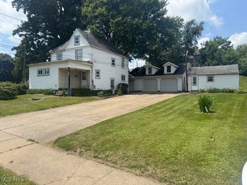 2425 Maple Ave Ne, Canton, OH, 44714-1958 | Card Image