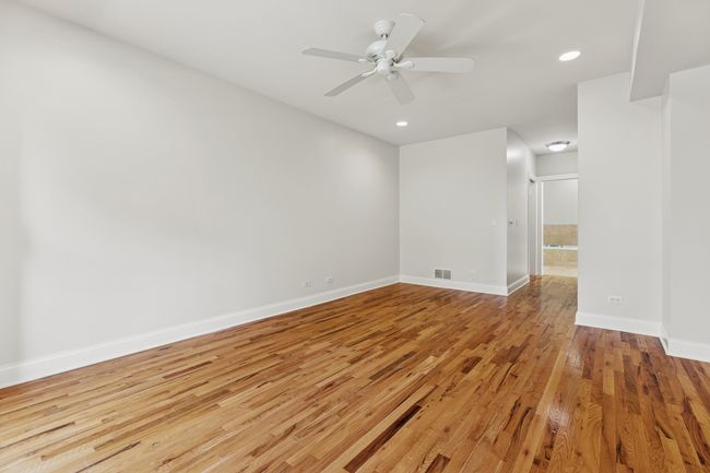 APT-2S - 830 Bradley Pl, Condo with 2 bedrooms, 2 bathrooms and 1 parking in Chicago IL | Image 15