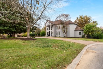 683 Old Orchard Rd, House other with 4 bedrooms, 3 bathrooms and 7 parking in Brentwood TN | Image 2