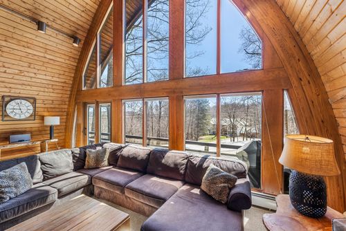 82 North Brookwood Road, Stratton, VT, 05155 | Card Image