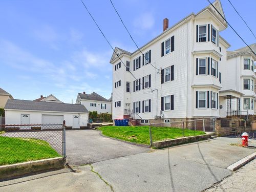 32 Sagamore St, New Bedford, MA, 02740 | Card Image