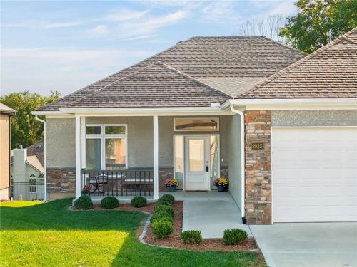 1925 Carter Ct, Liberty, MO, 64068-3161 | Card Image