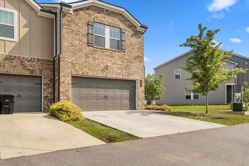 1018 Mckee Ct, Columbia, TN, 38401-2997 | Card Image